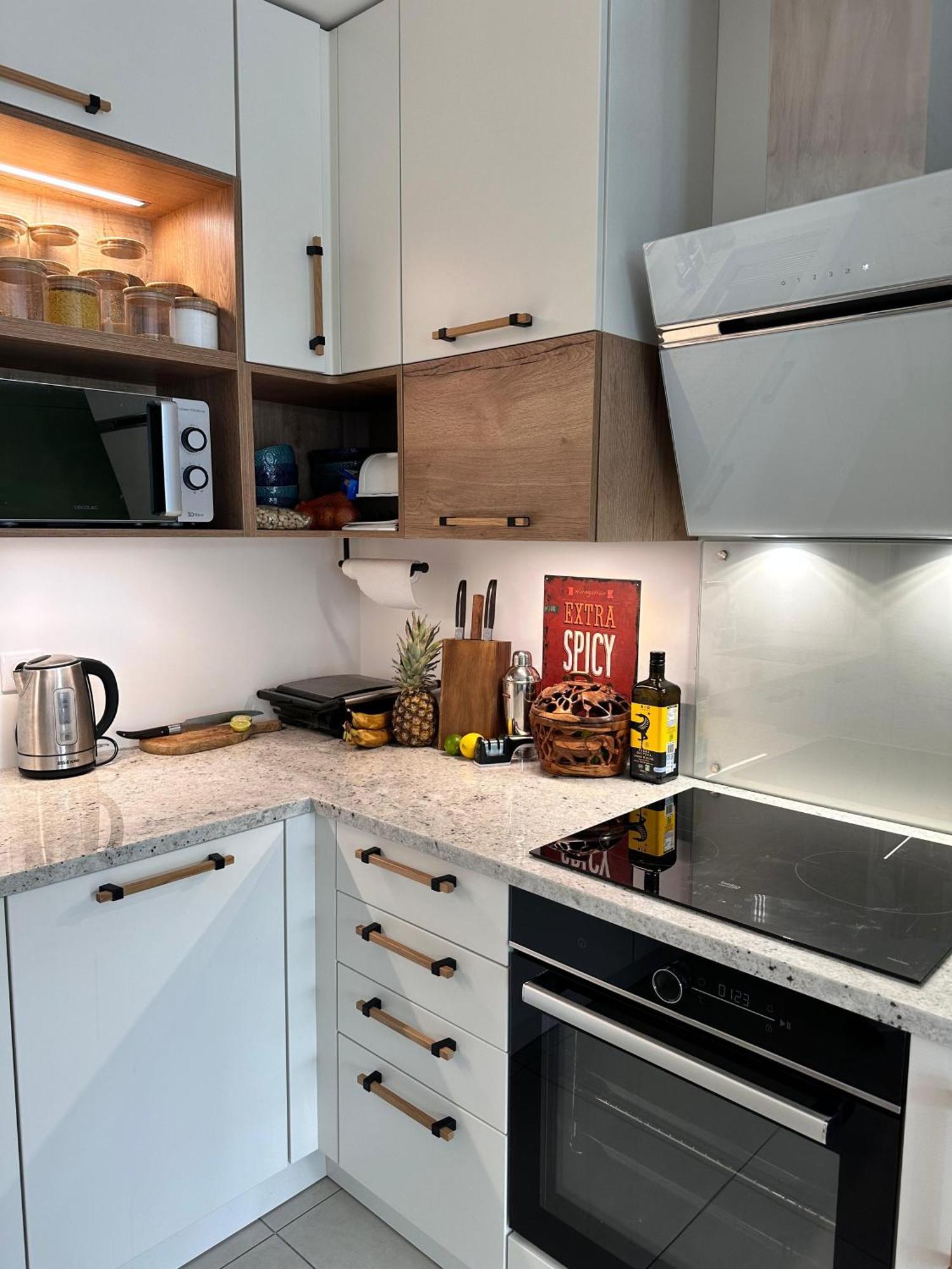 Cosy Summer Stay In Boho Style Apartment - 8 Mins From Paris Center - Garden And Underground Parking Clamart Luaran gambar